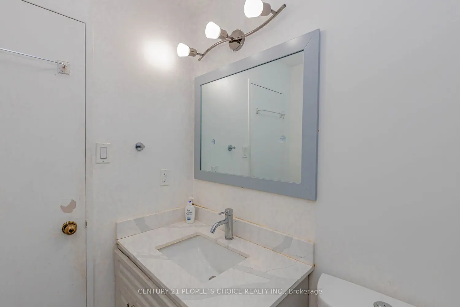 Additional image 13 of 3533 Derry Road 801