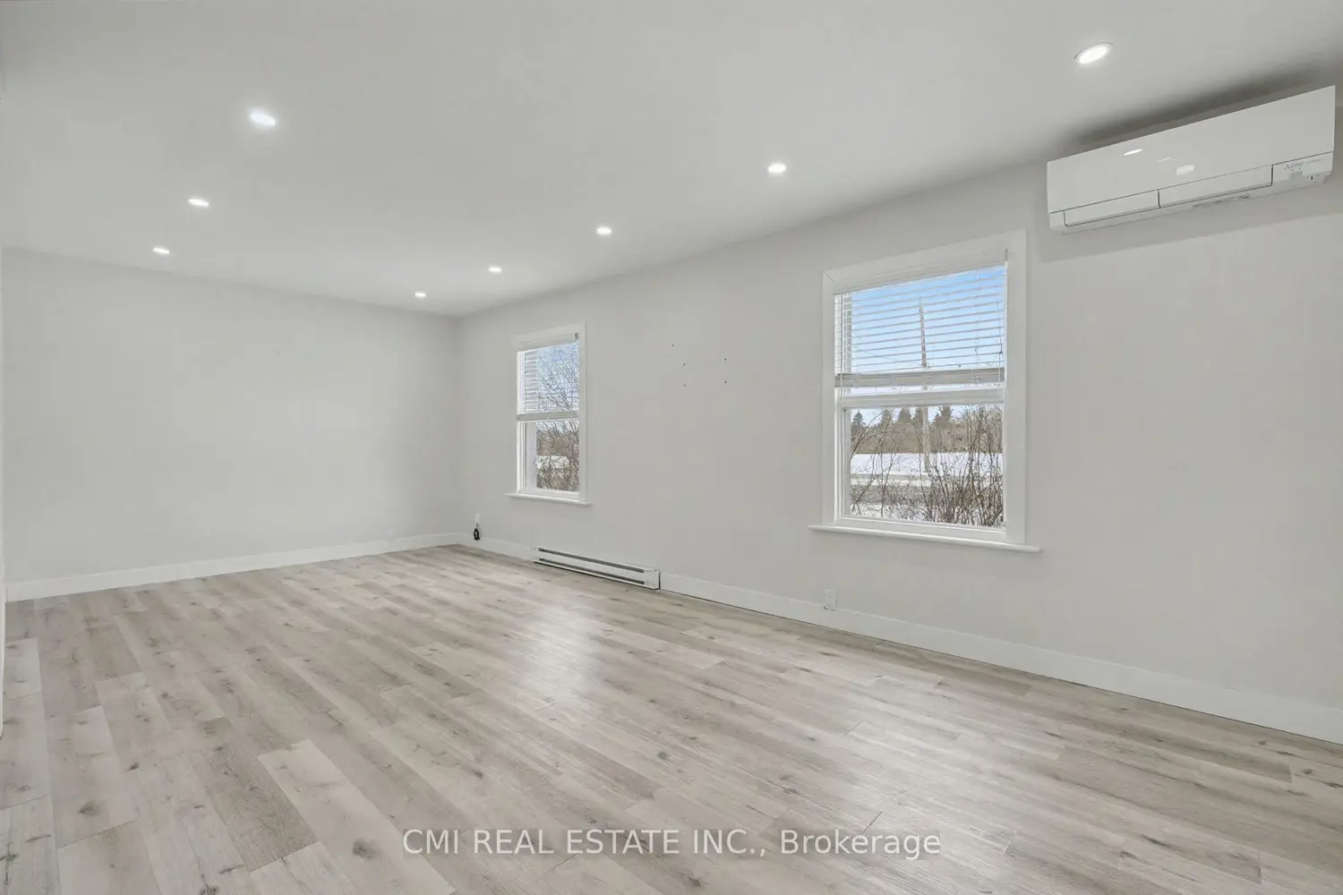 Additional image 2 of 2546 Wilson Street