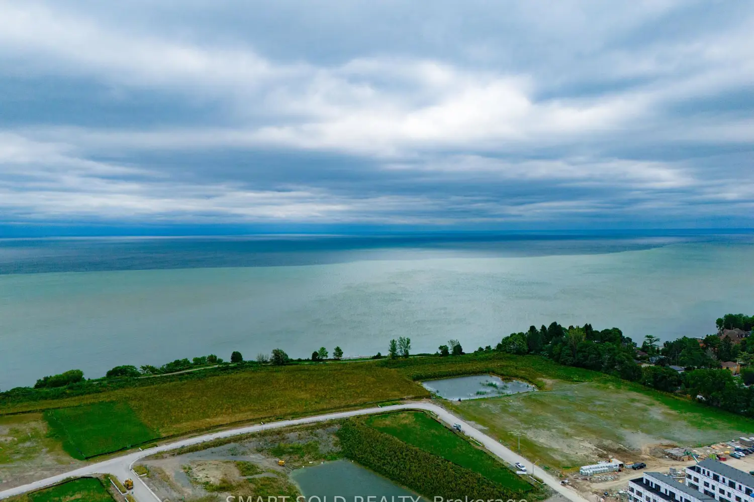 Additional image 16 of 220 Missinnihe Way 114