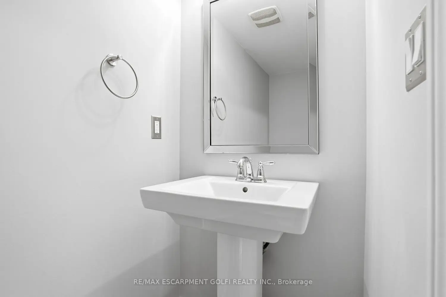 Additional image 7 of 201 Westbank Trail 13