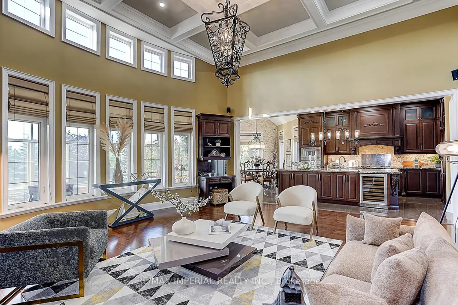 39 Fiorello Court photo 3