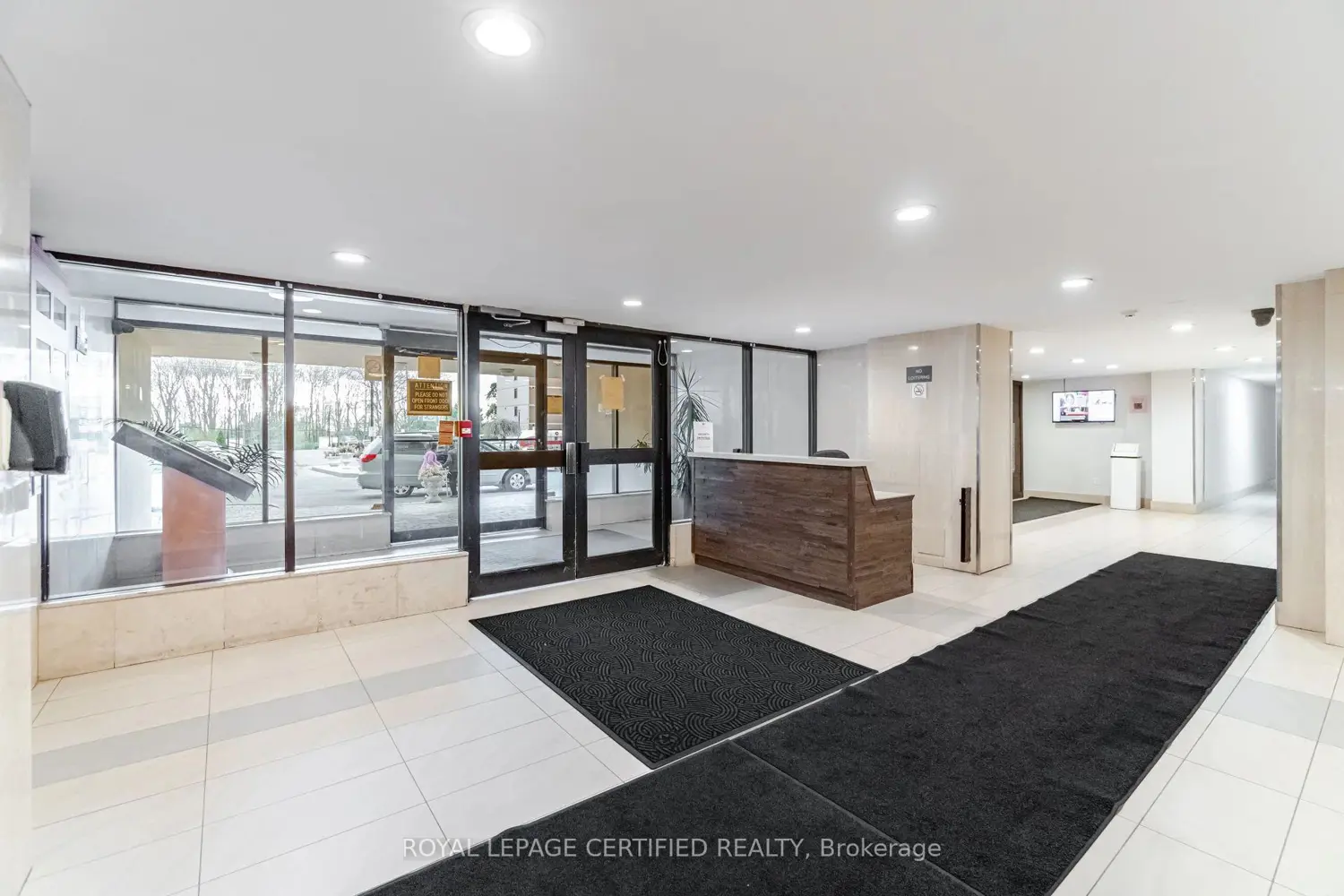 Additional image 5 of 2645 Jane Street 112