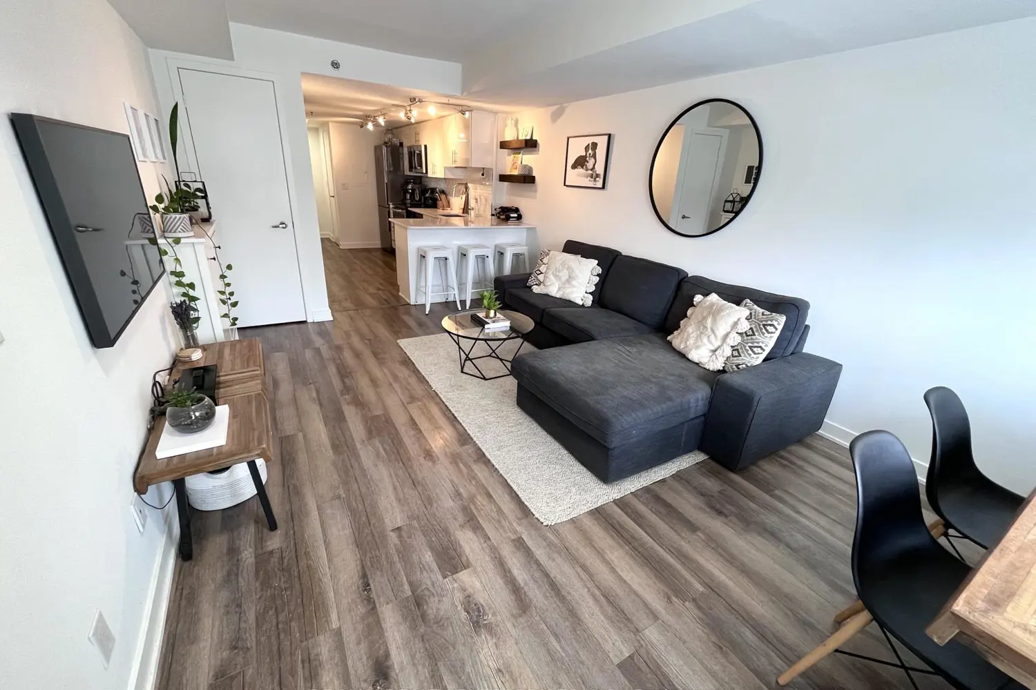11 Superior Avenue Th1