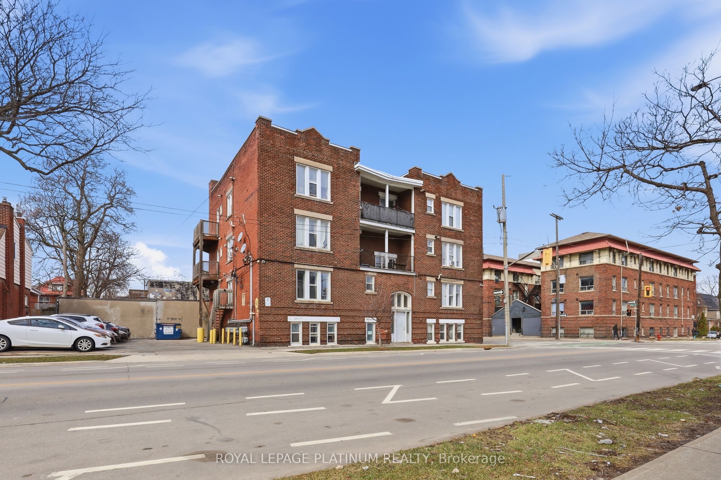 Additional image 4 of 4-120 Sherman Avenue S, Hamilton, ON, L8M 2P9
