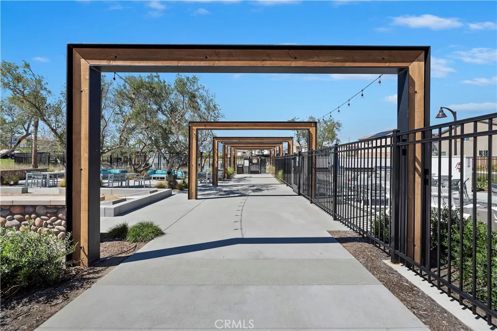 Additional image 54 of 364 Castaic Way, Rialto, CA 92377