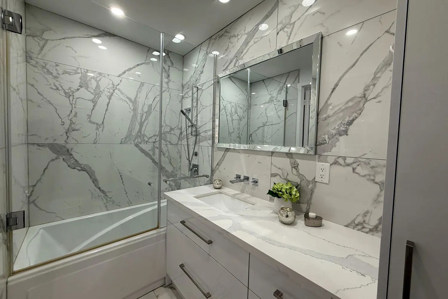 Additional image 11 of 1 Bloor Street 1508