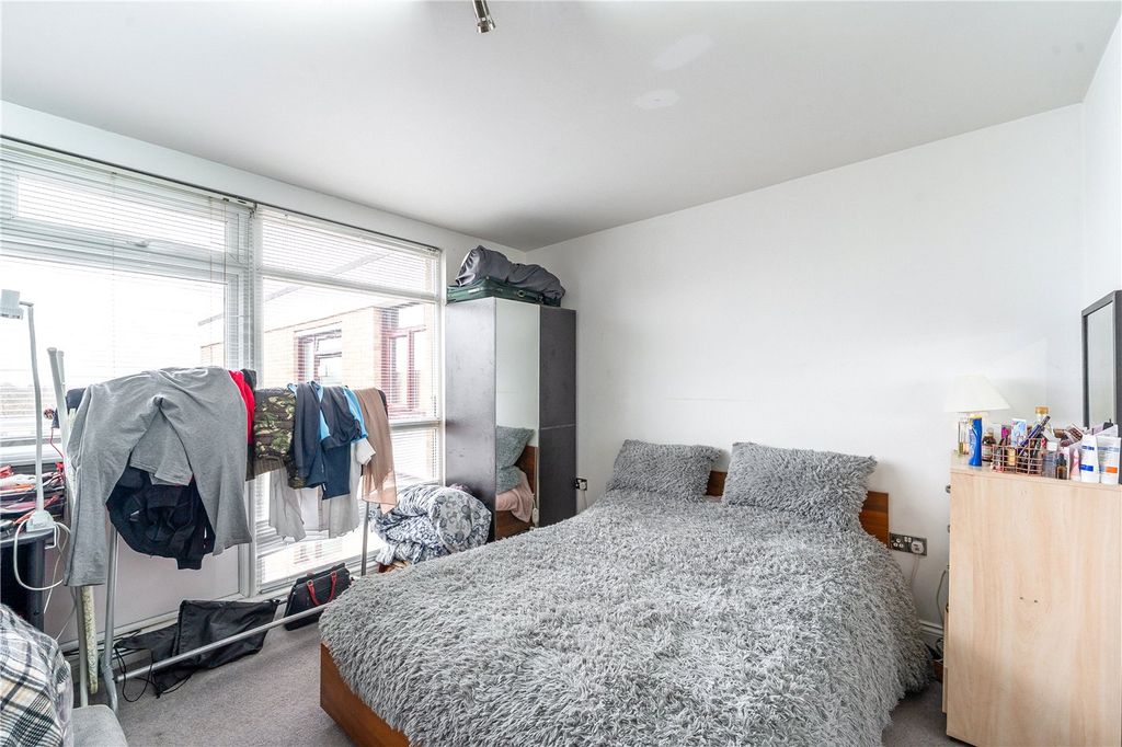 Additional image 12 of 2 bed flat for saleBeechcroft Manor, Weybridge, Surrey KT13
