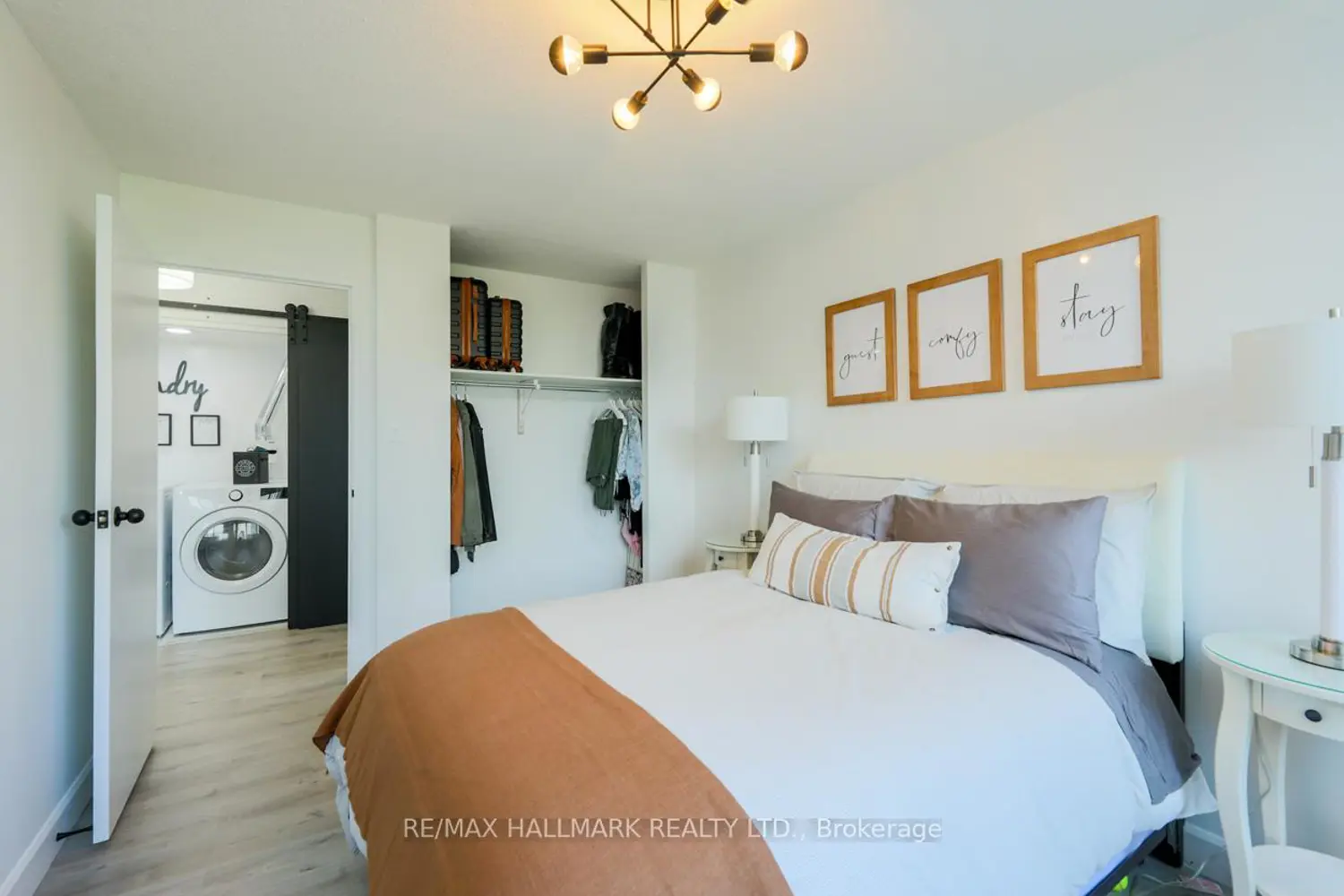 Additional image 8 of 3590 Kaneff Crescent 702