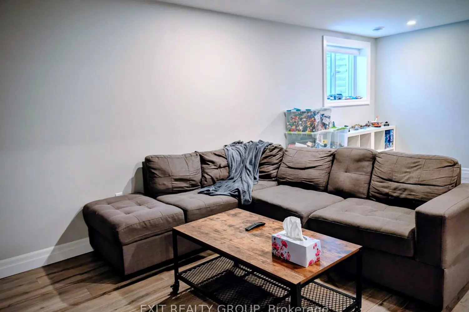 Additional image 16 of 35 Schmidt Way