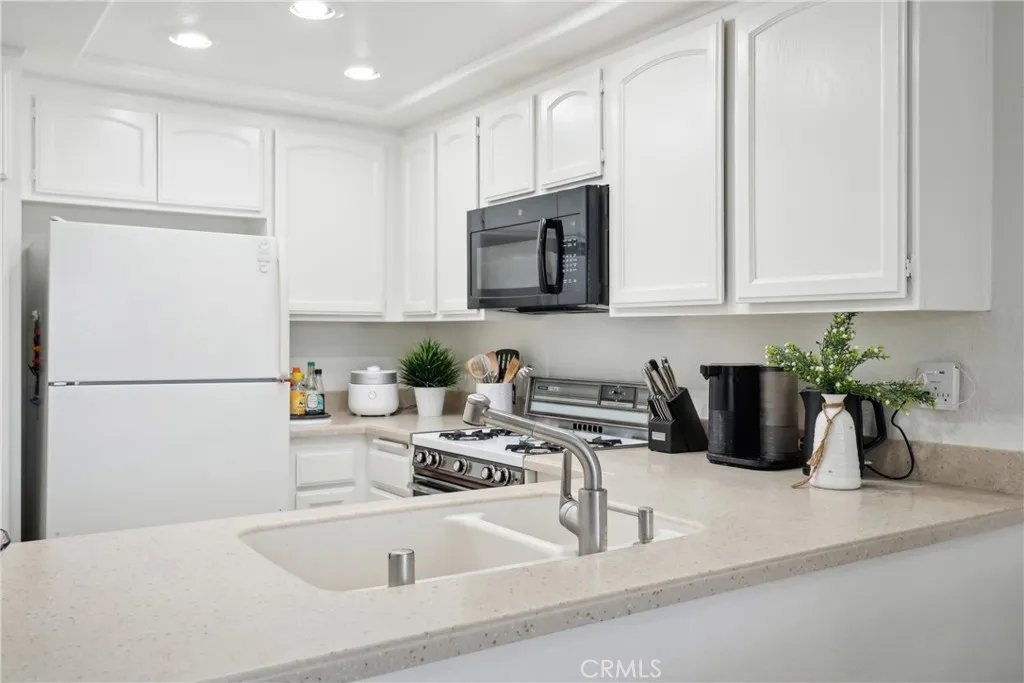 Additional image 21 of 22230 S Vermont Avenue Unit 102B, Torrance, CA 90502