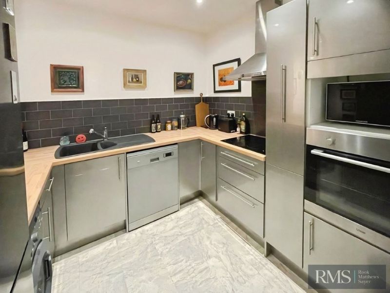 Additional image 5 of 2 bed flat for saleOsborne Road, Newcastle Upon Tyne NE2