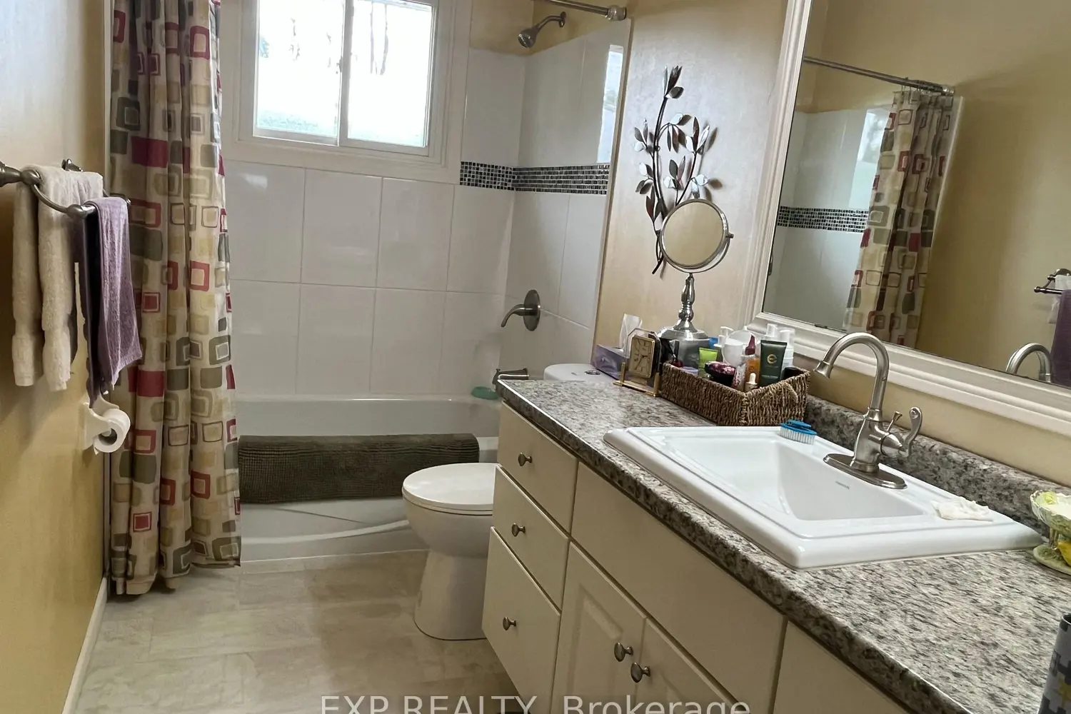 Additional image 19 of 14 Dixie Place