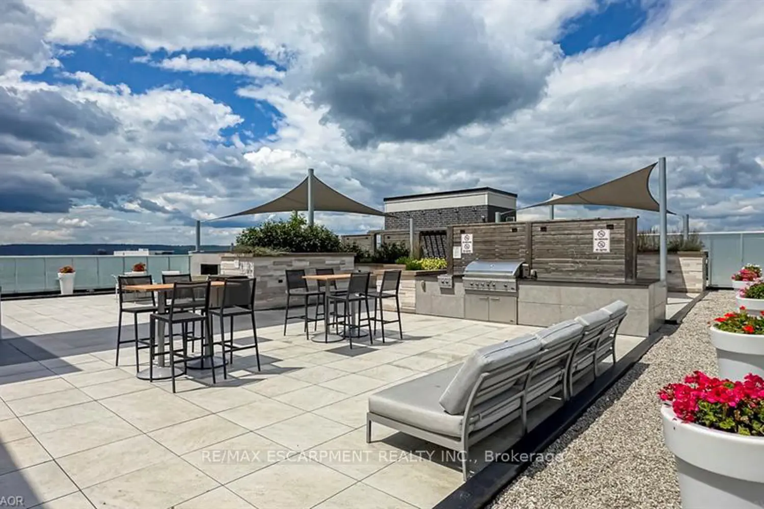 Additional image 18 of 101 Locke Street 309