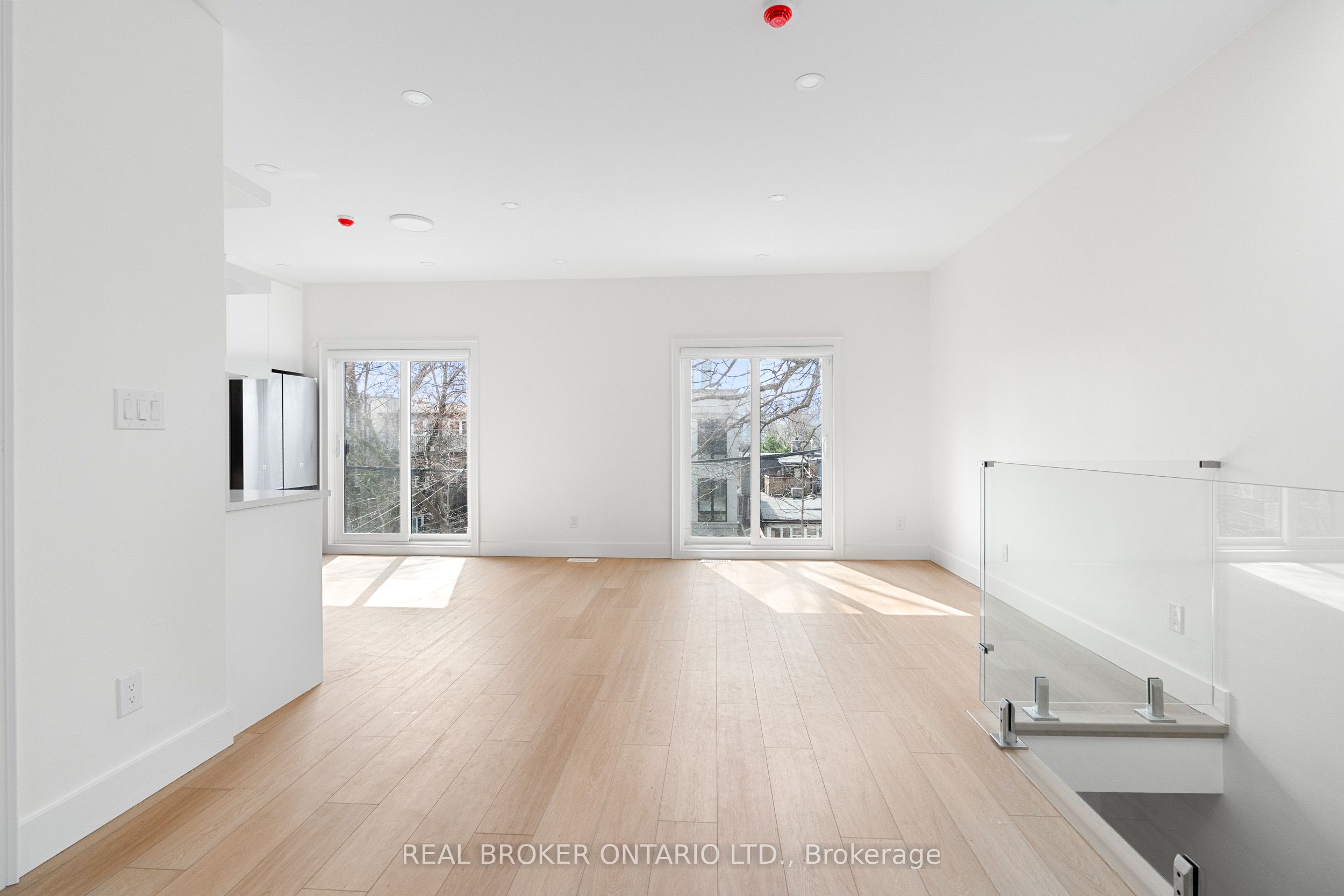 Additional image 4 of Laneway-21 Farnham Avenue, Toronto, ON, M4V 1H6