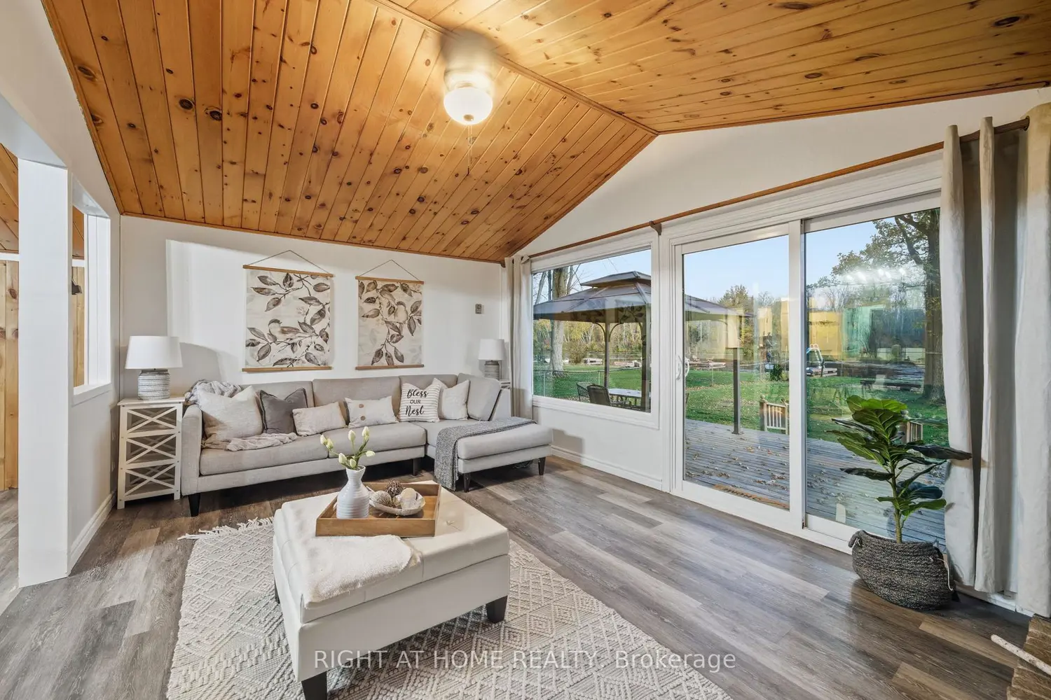 Additional image 4 of 49 River Road