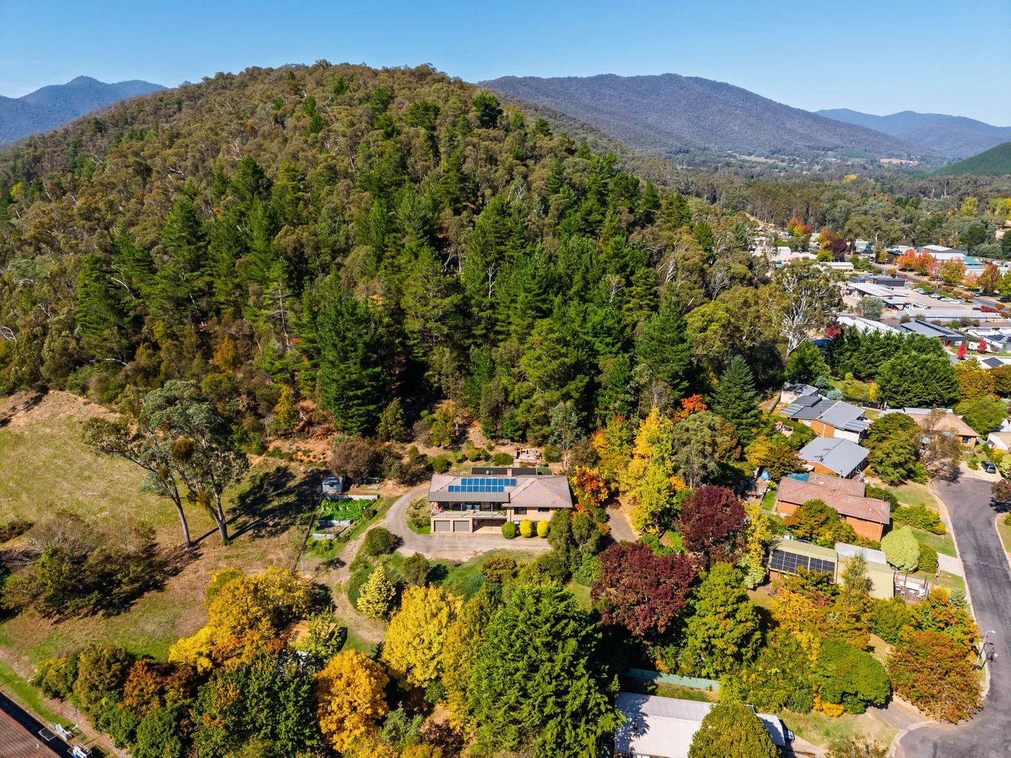 Additional image 30 of 22 Alrima Court, Bright VIC 3741