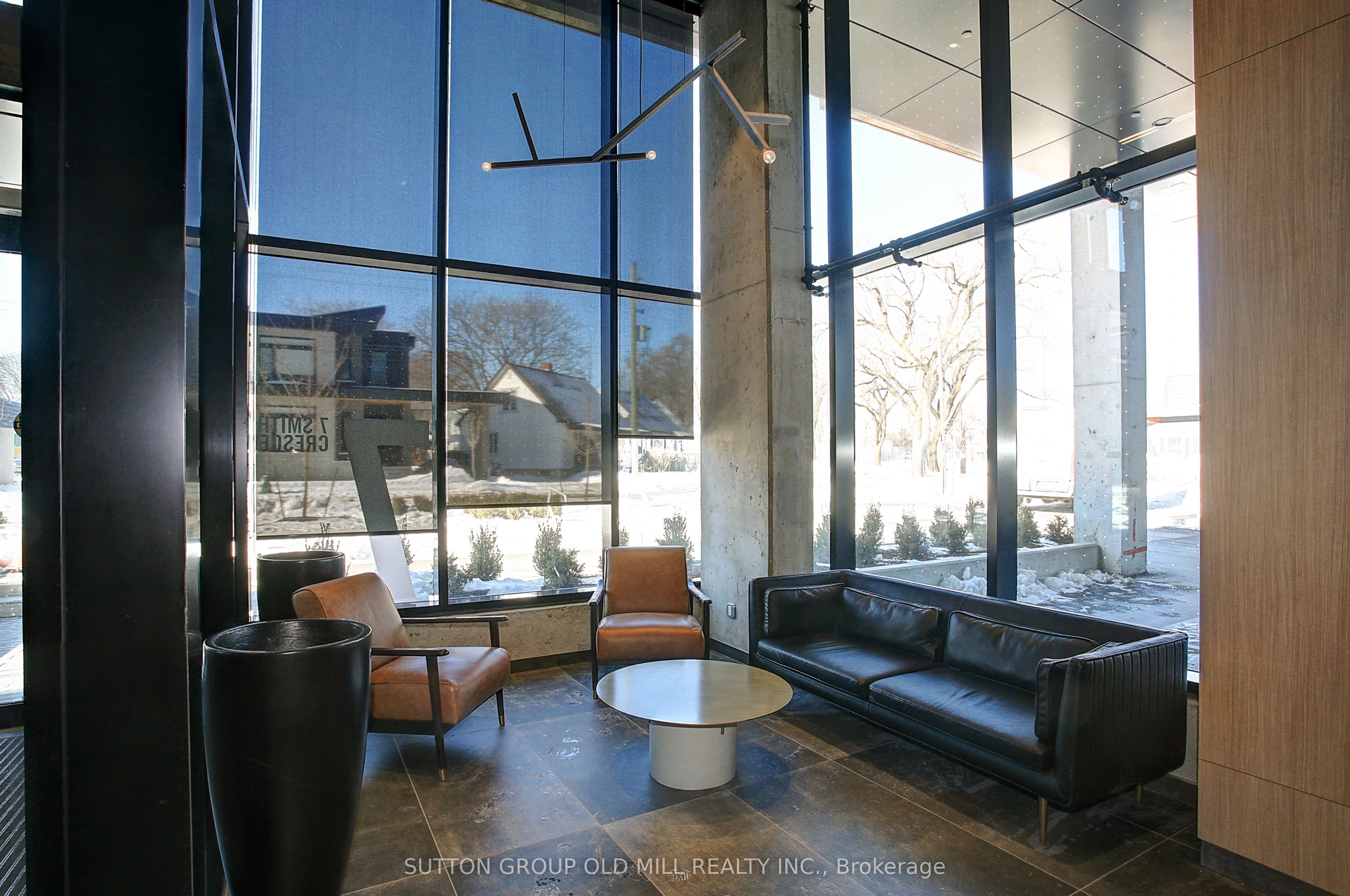 Additional image 3 of 819-7 Smith Crescent, Toronto, ON, M8Z 1N5