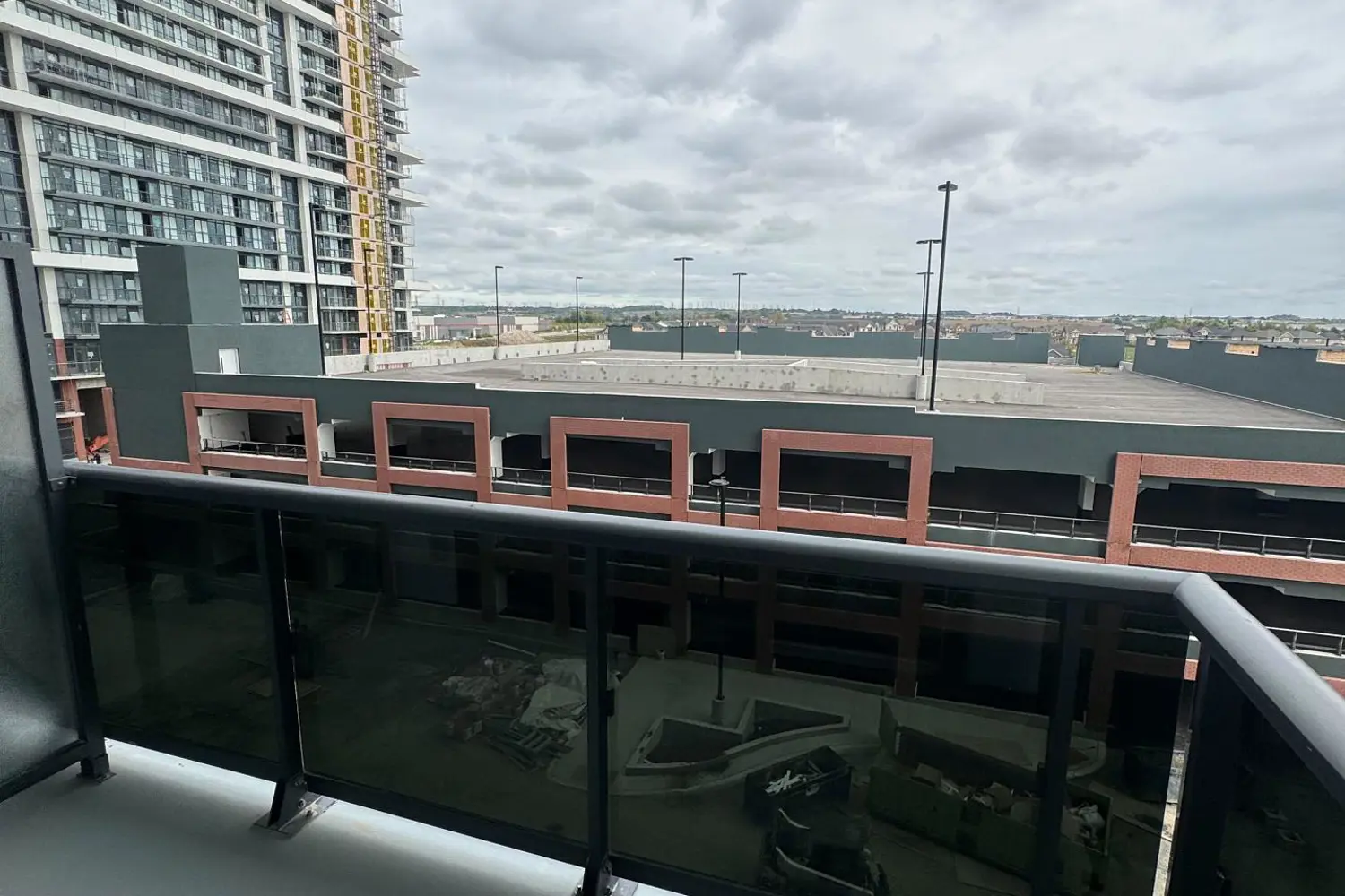 Additional image 10 of 2545 Simcoe Street 403