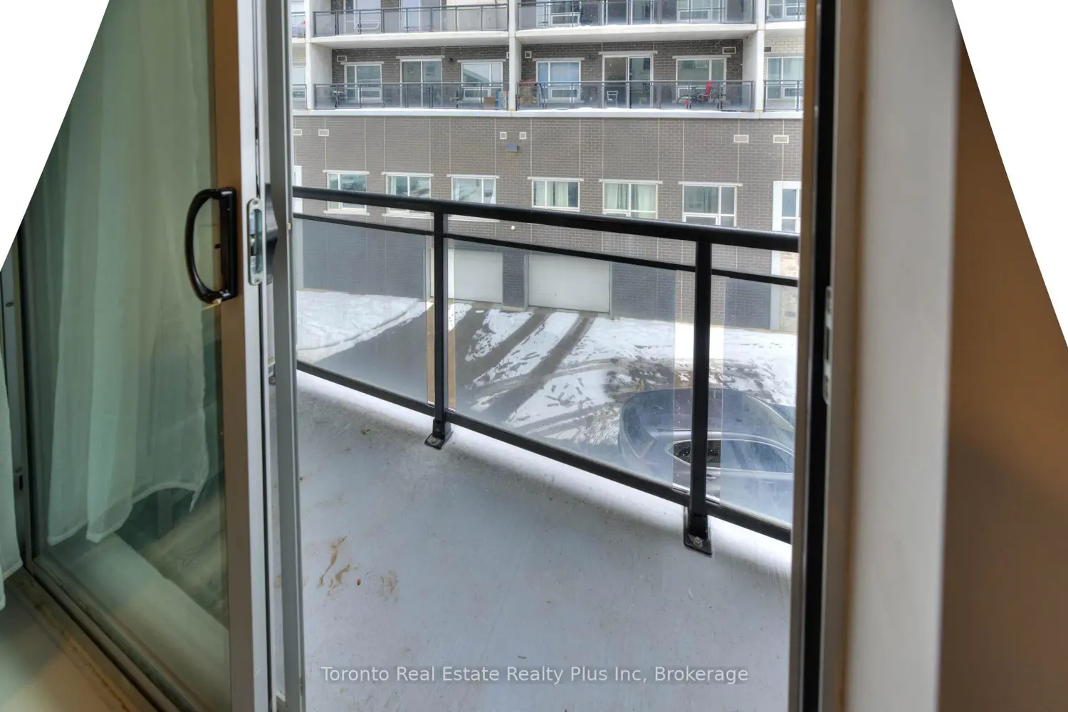 Additional image 16 of 275 Larch Street G216