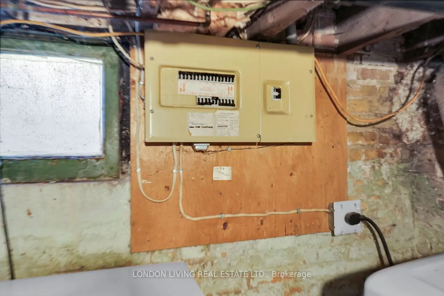 Additional image 19 of 503 Baseline Road