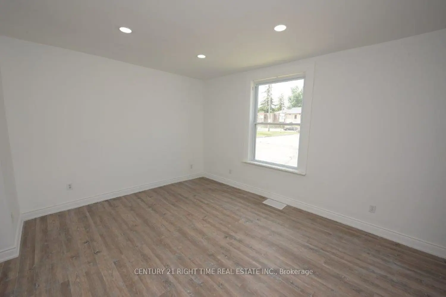 Additional image 13 of 79-71 Cedar Street