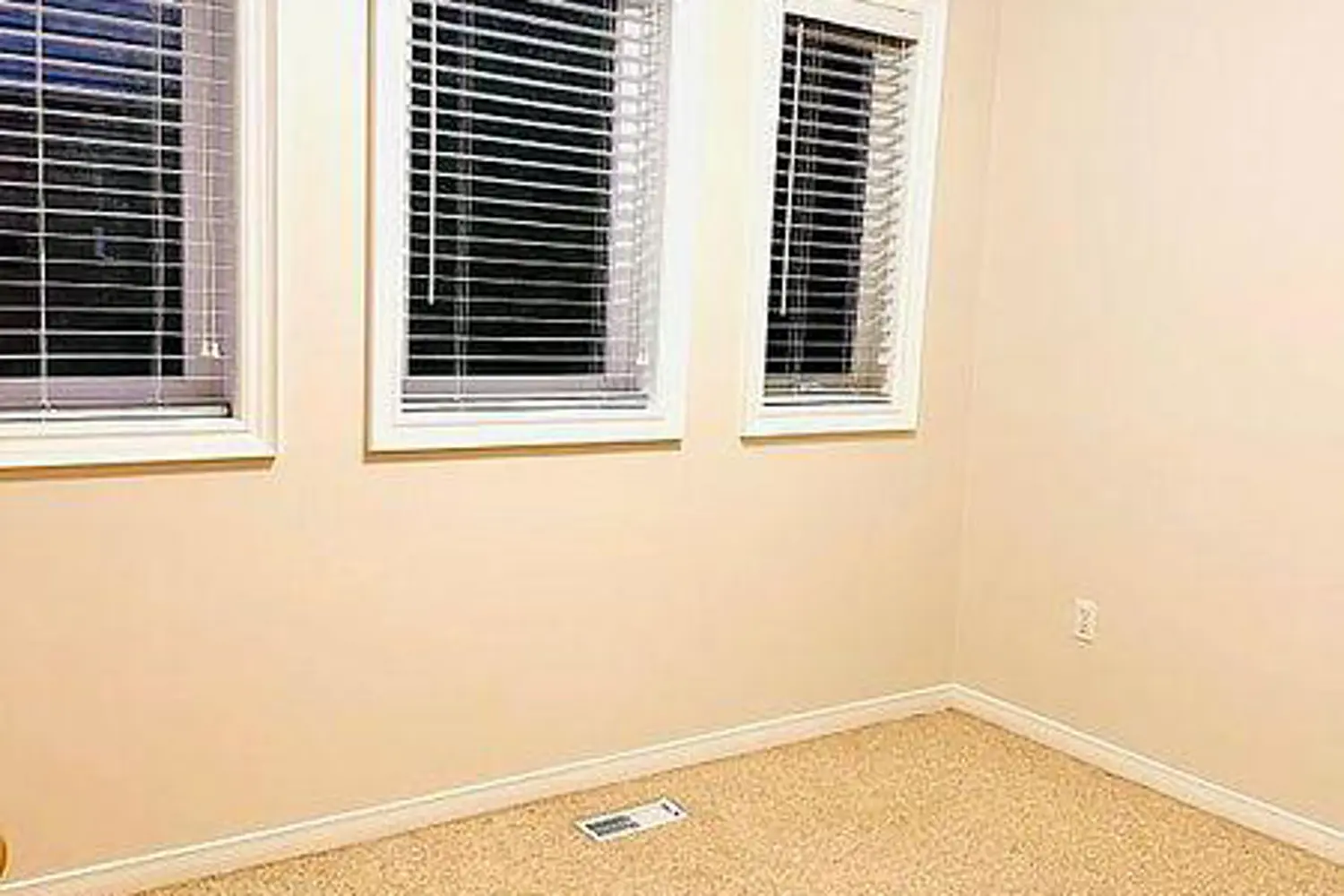 Additional image 10 of 3819 Allcroft Road