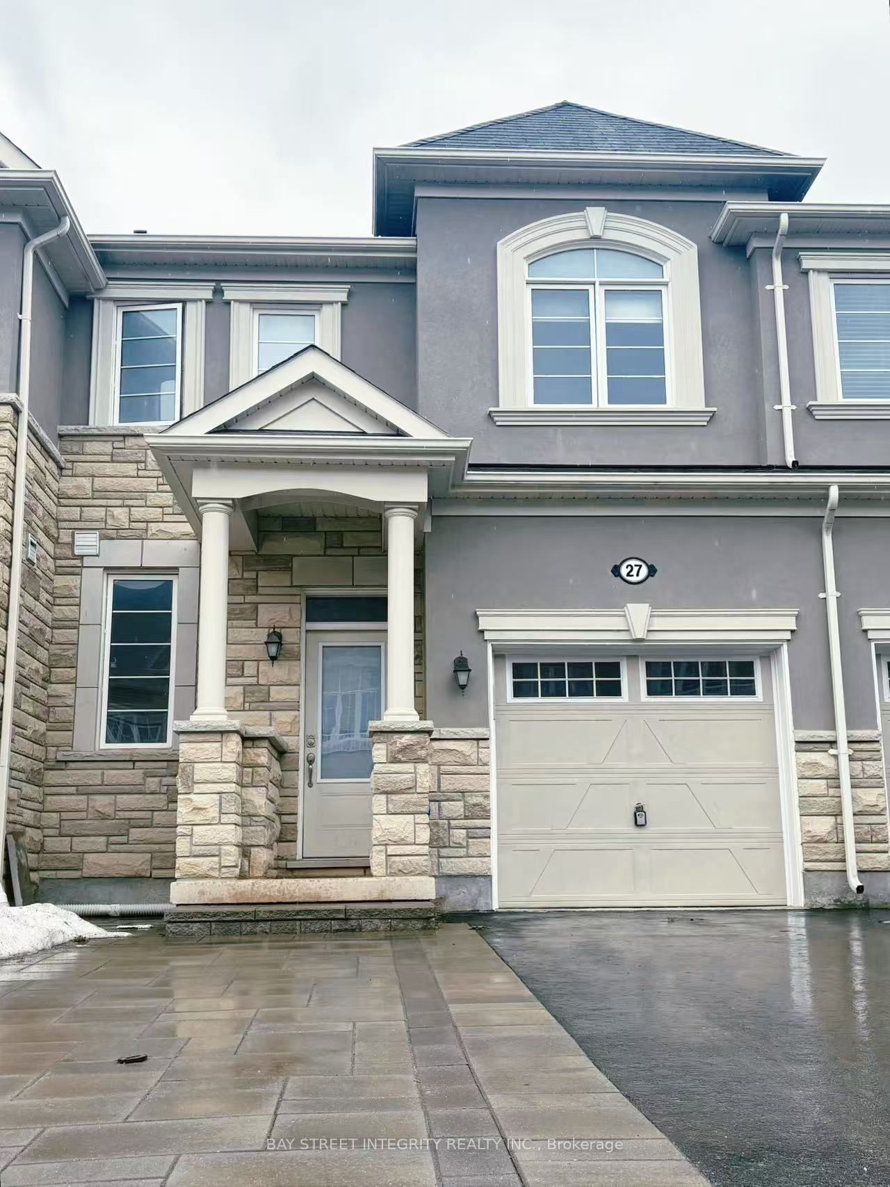 27 Ness Drive, Richmond Hill, ON, L4S 0J8