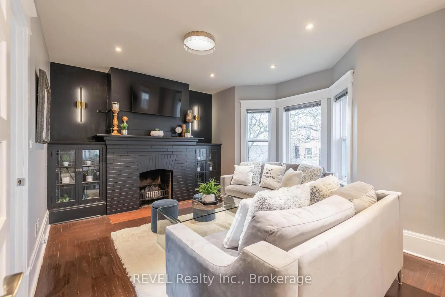 Additional image 4 of 10 Canal Street