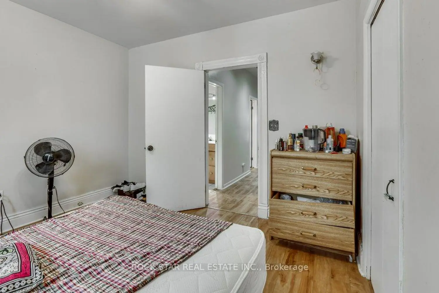 Additional image 14 of 802 Waterloo Street