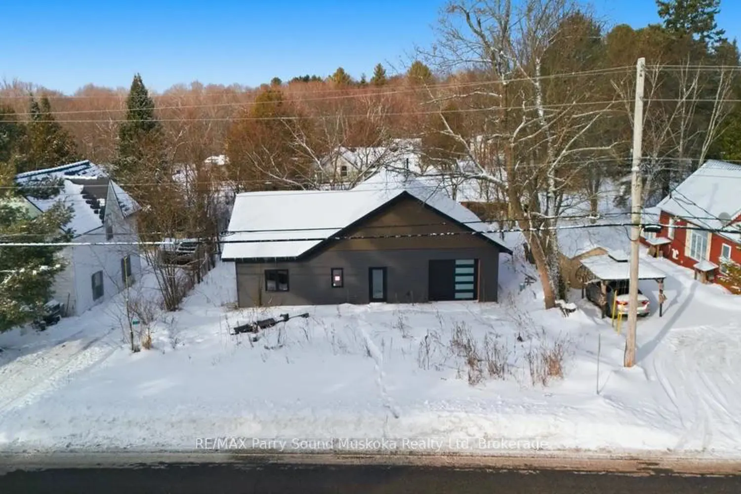 Additional image 14 of 1232 518 Highway