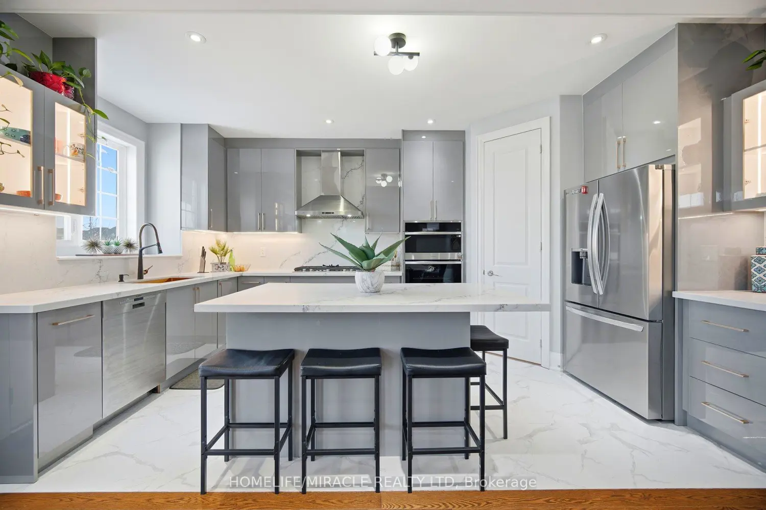 Additional image 4 of 162 Coastline Drive