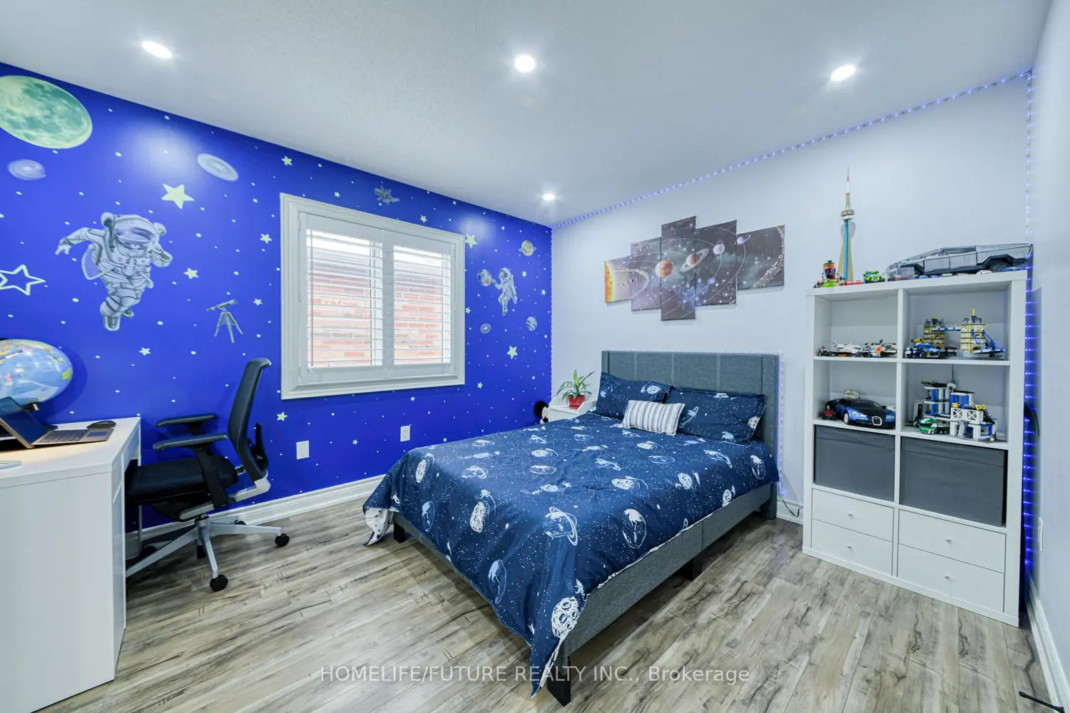 Additional image 14 of 14 Dancing Waters Road