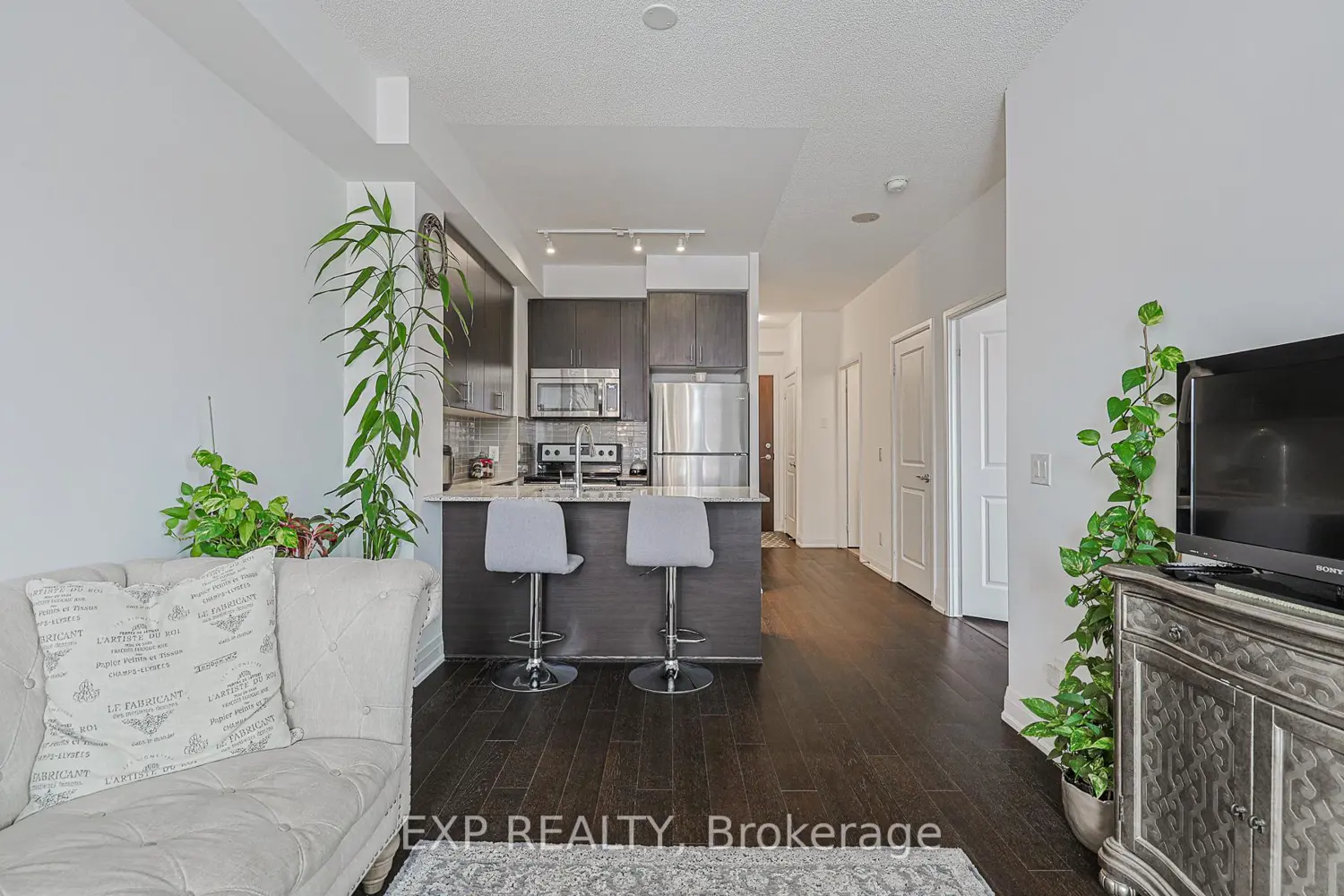 Additional image 16 of 9582 Markham Road 302