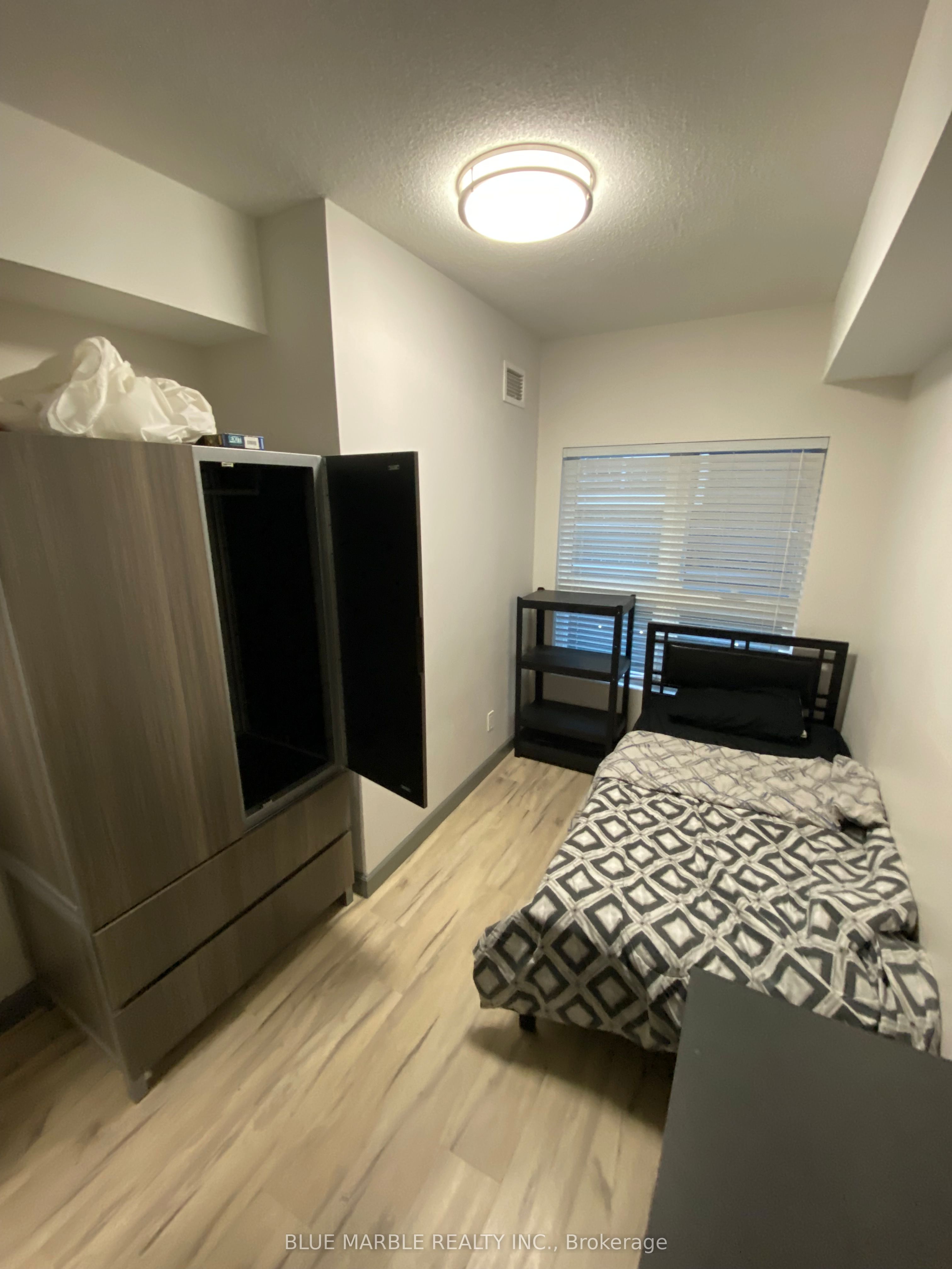 Additional image 3 of 268-258 B Sunview Street, Waterloo, ON, N2L 0H7