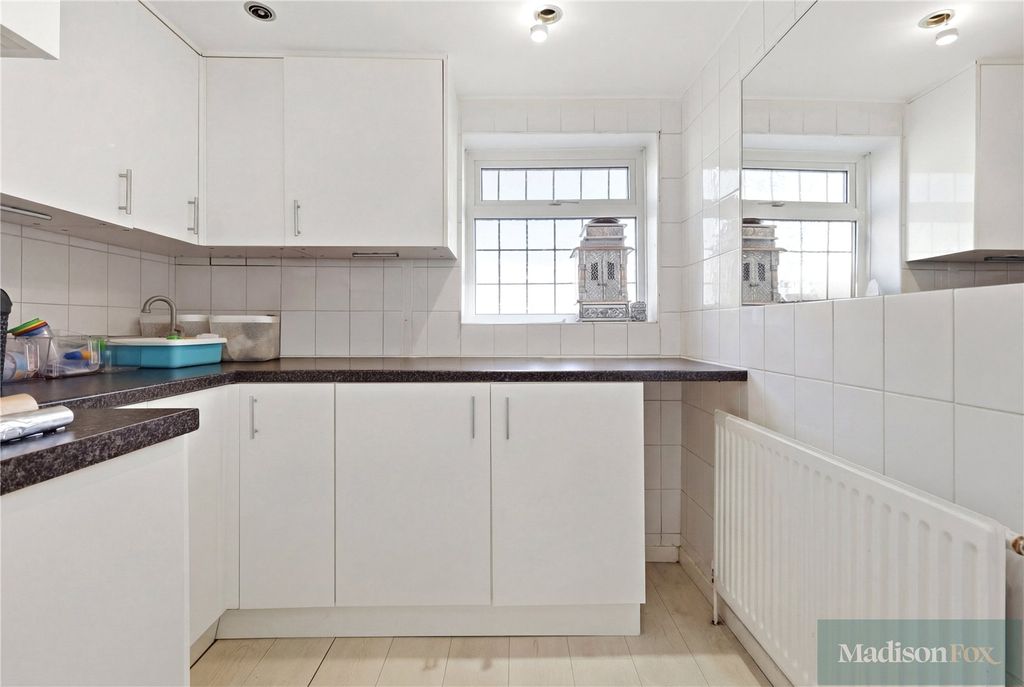 Additional image 11 of 3 bed semi-detached house for saleGravel Close, Chigwell, Essex IG7
