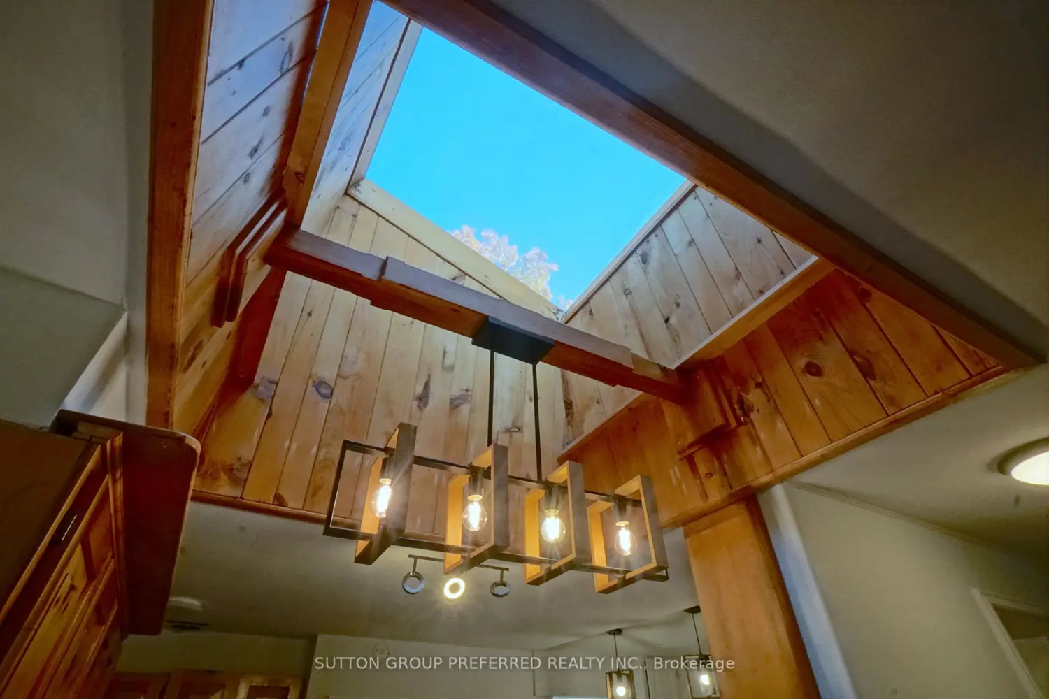 Additional image 4 of 7 Metamora Crescent