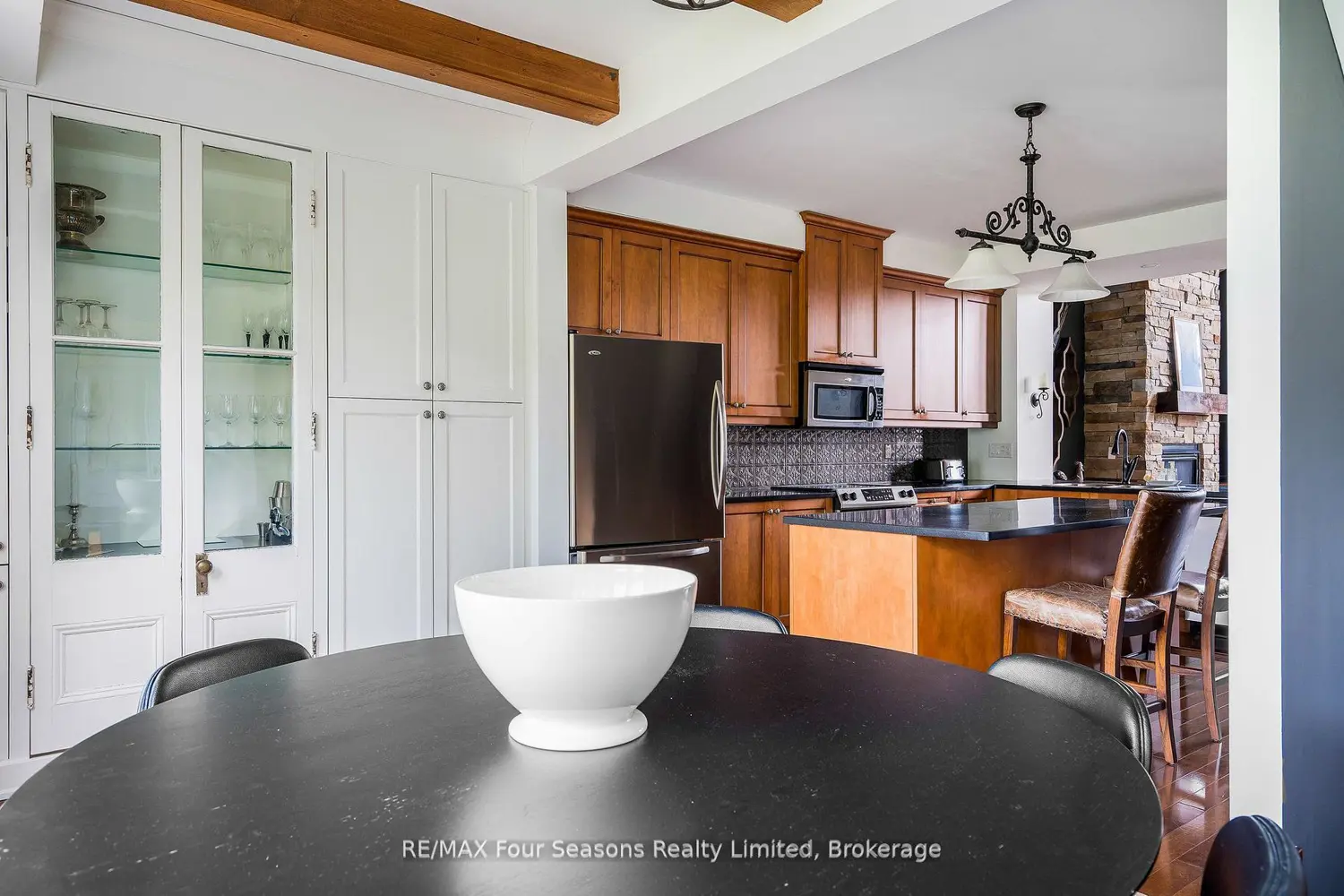 Additional image 5 of 106 Venture Boulevard