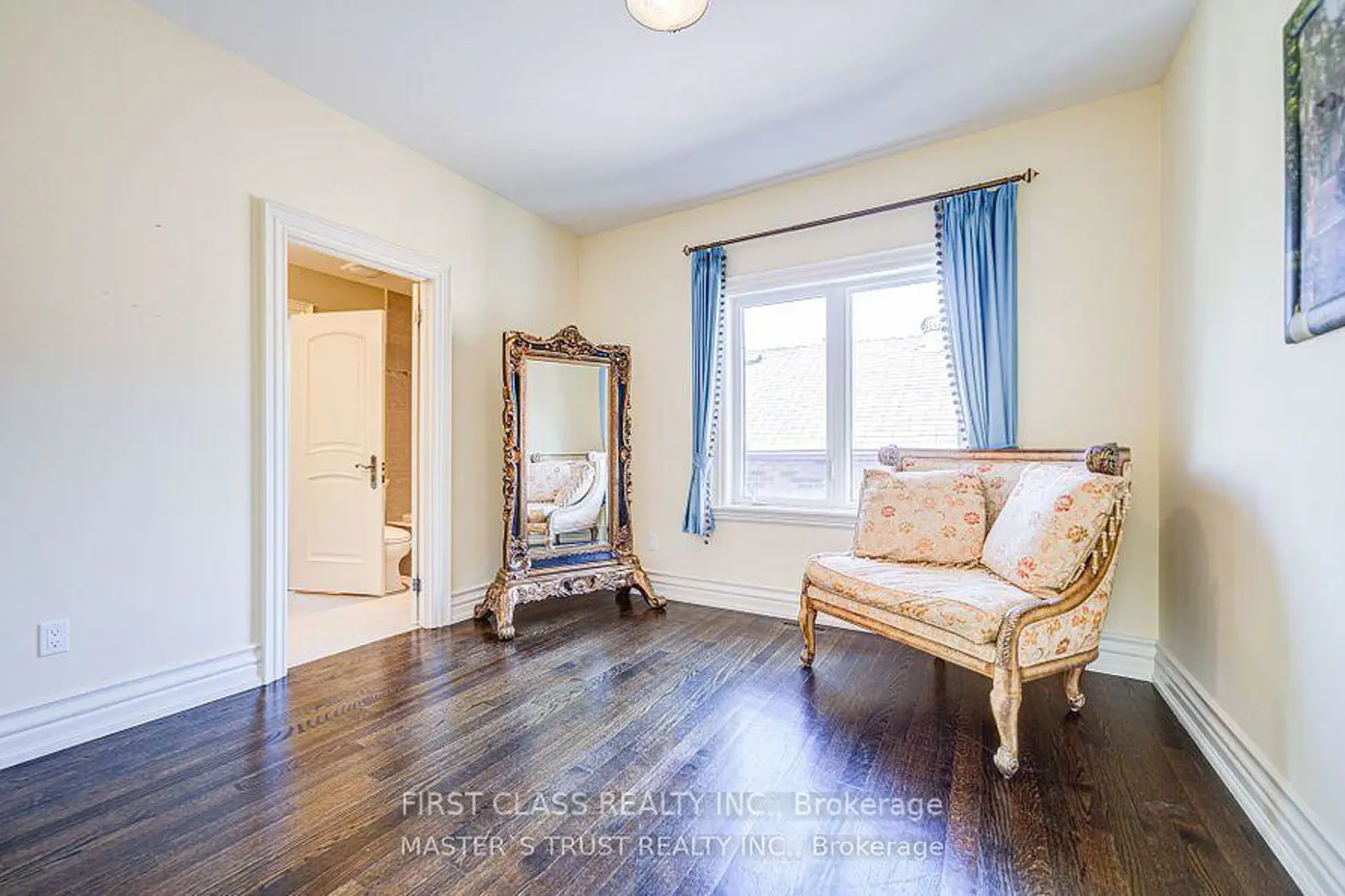 Additional image 12 of 216 Parkview Avenue