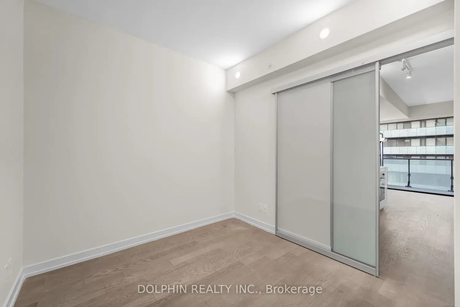 Additional image 15 of 161 Roehampton Avenue 1007