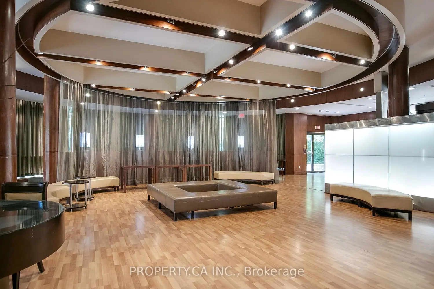 Additional image 19 of 3880 Duke Of York Boulevard 2804