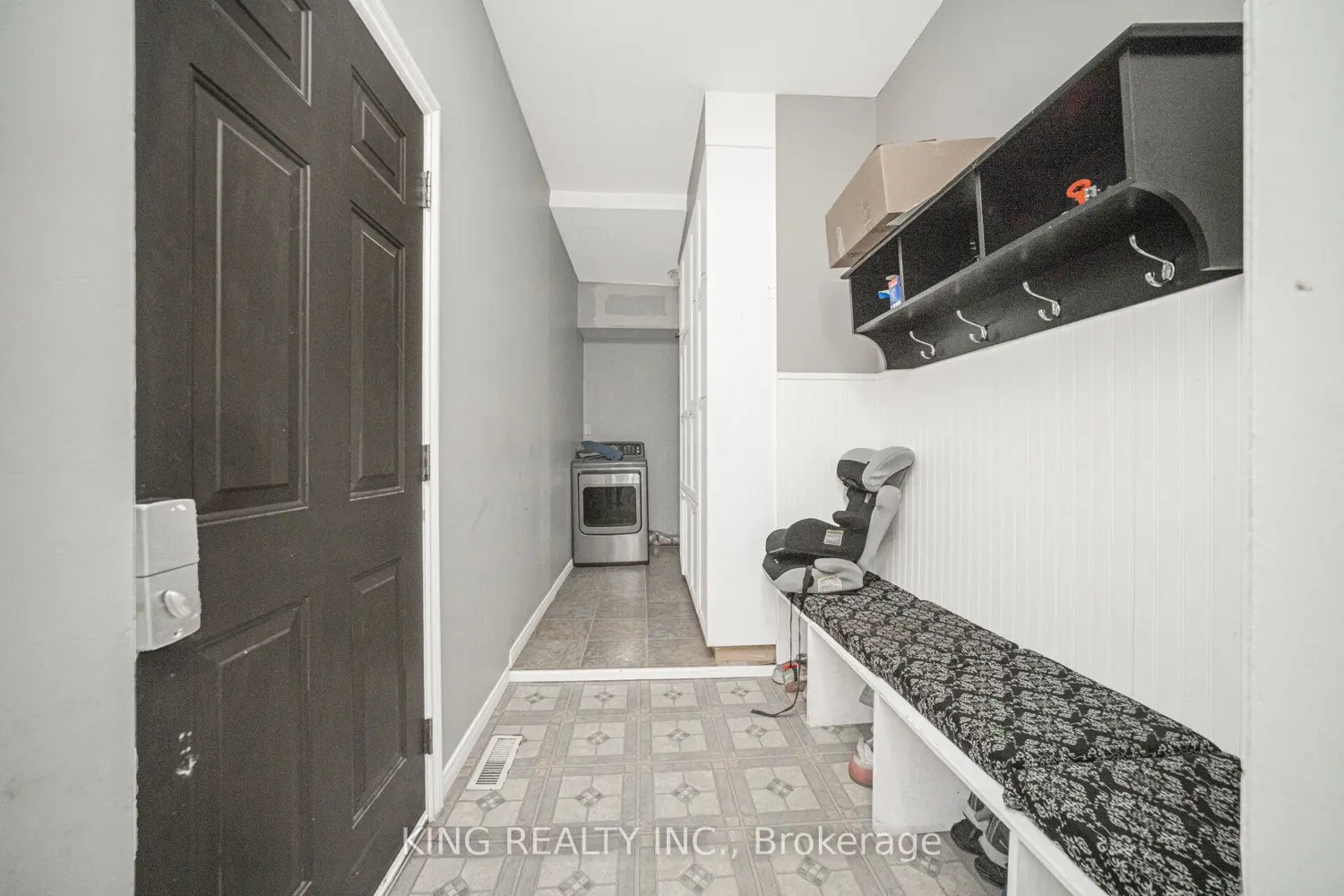 Additional image 6 of 5326 Ninth Line