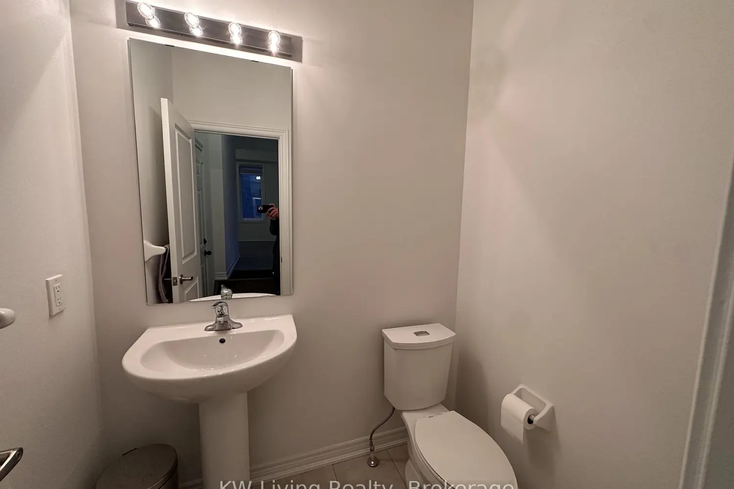 Additional image 10 of 1266 Talisman Manor