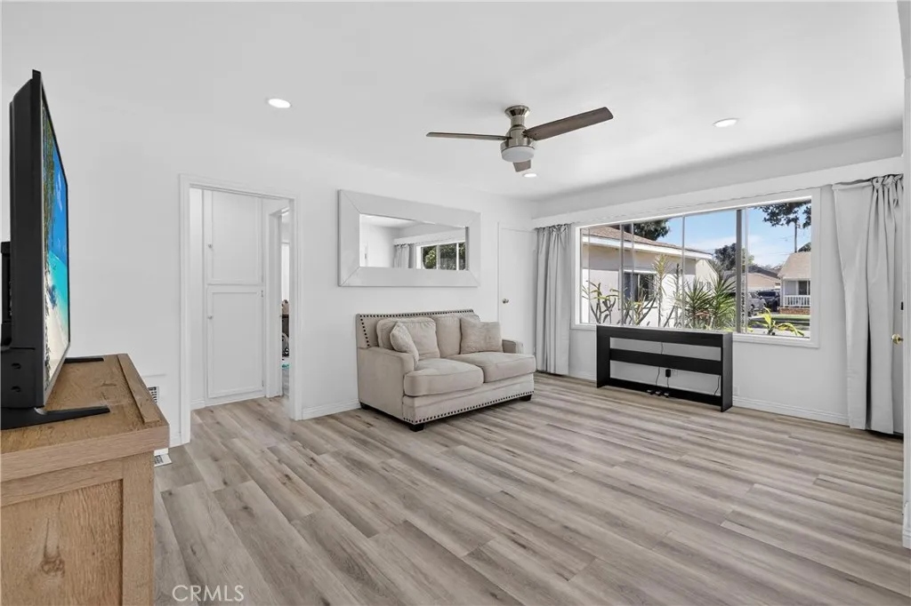 Additional image 12 of 4323 Knoxville Ave, Lakewood, CA 90713