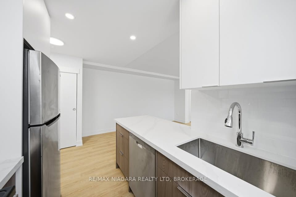 Additional image 6 of Unit A-993 O'connor Drive, Toronto, ON, M4B 2T1