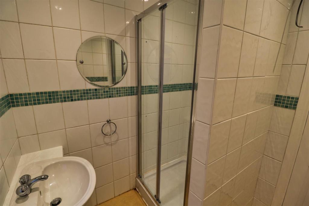 Additional image 9 of 3 Bed Terraced House, Aston Place, LS13, N1 7GU