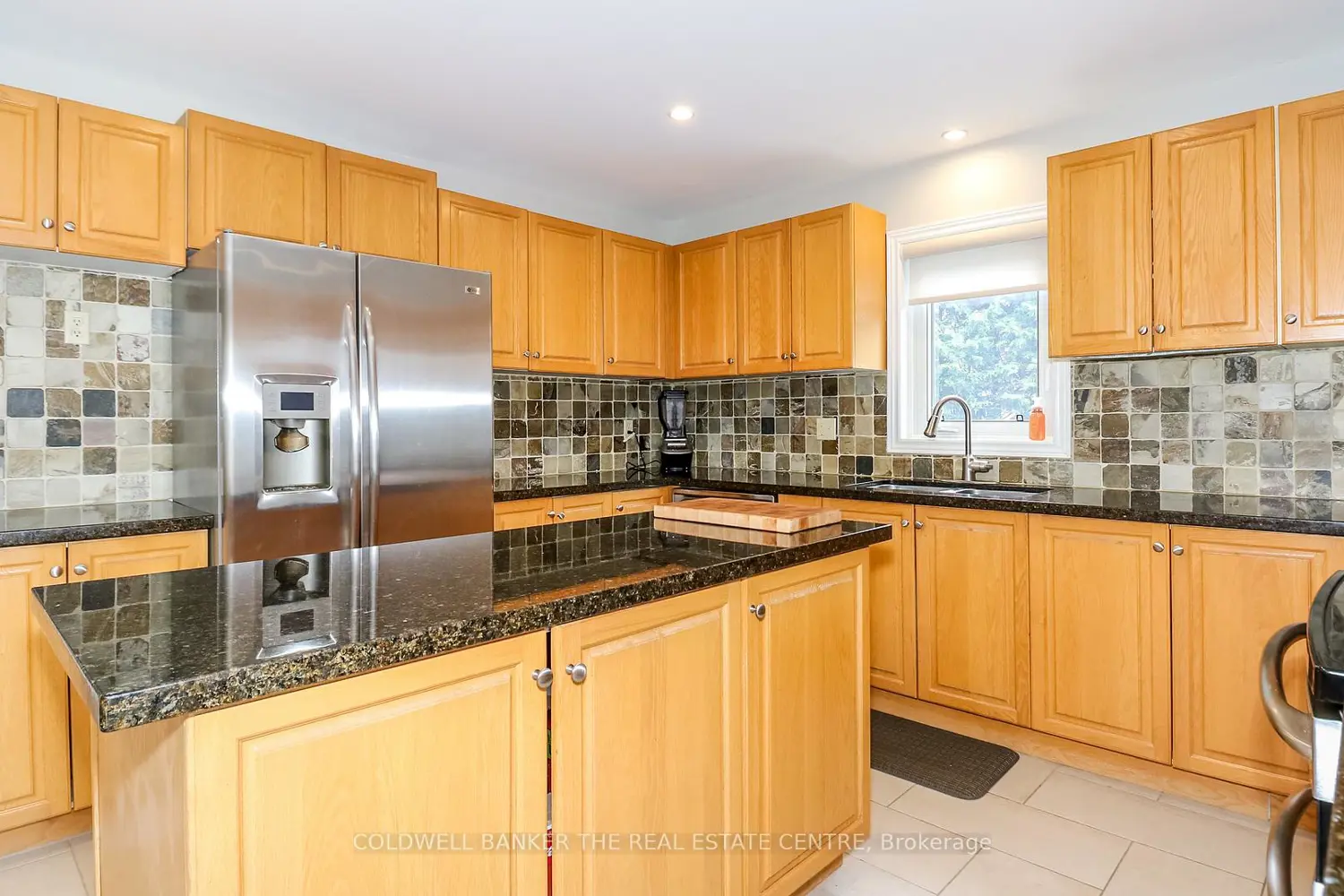 Additional image 7 of 37 Falling Brook Drive