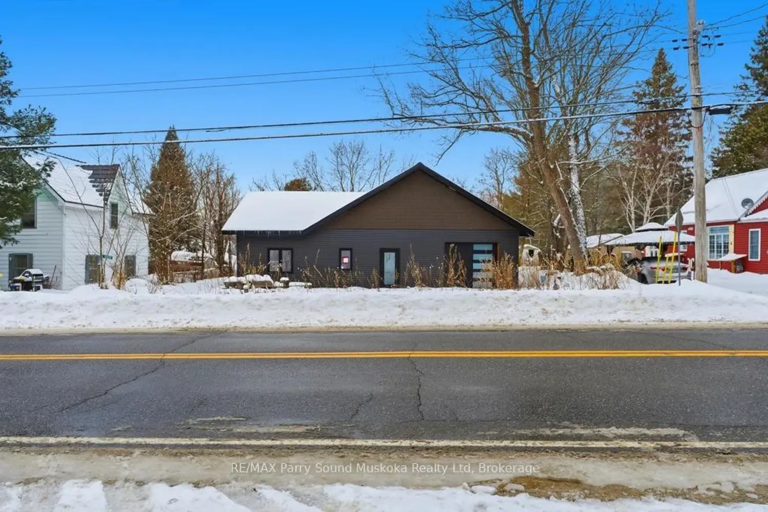 Additional image 3 of 1232 518 Highway