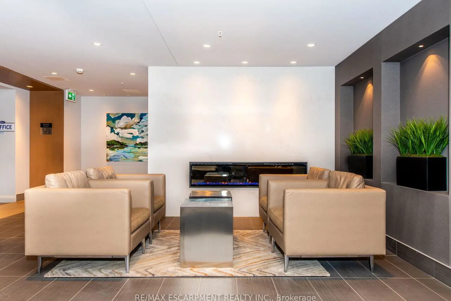 Additional image 16 of 1105 Leger Way 412