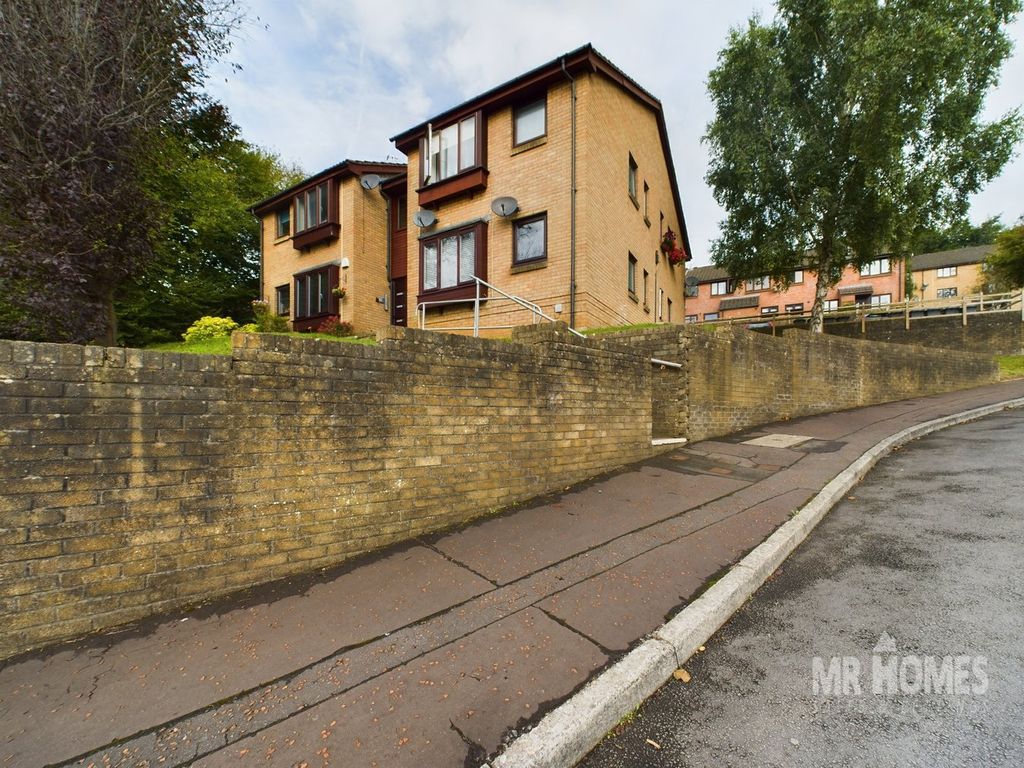 1 bed flat for saleForest View, Fairwater, Cardiff CF5
