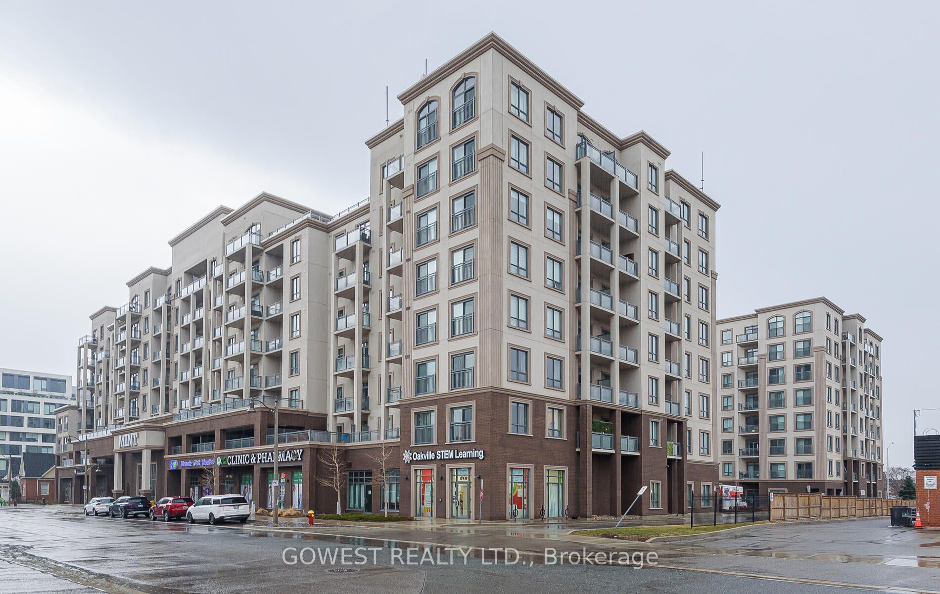 810-2490 Old Bronte Road, Oakville, ON, L6M 4J2